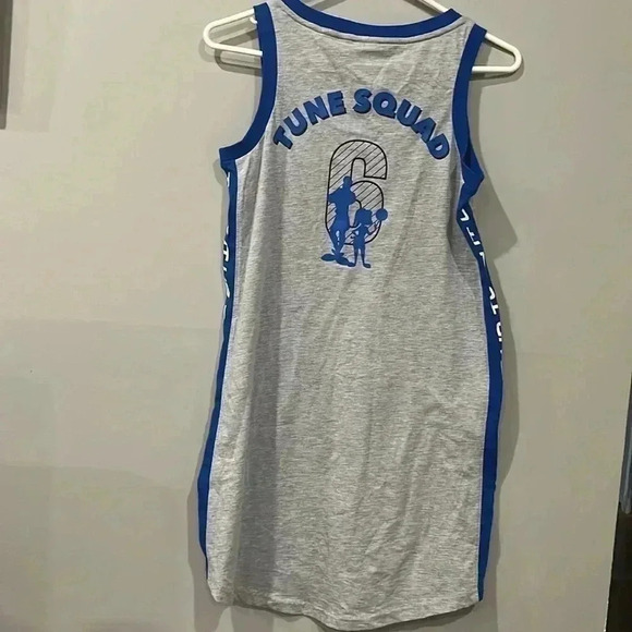 ❤️2/$30❤️[S]Space Jam 2 Tank Sleep  Shirt for Ladies - Picture 5 of 5